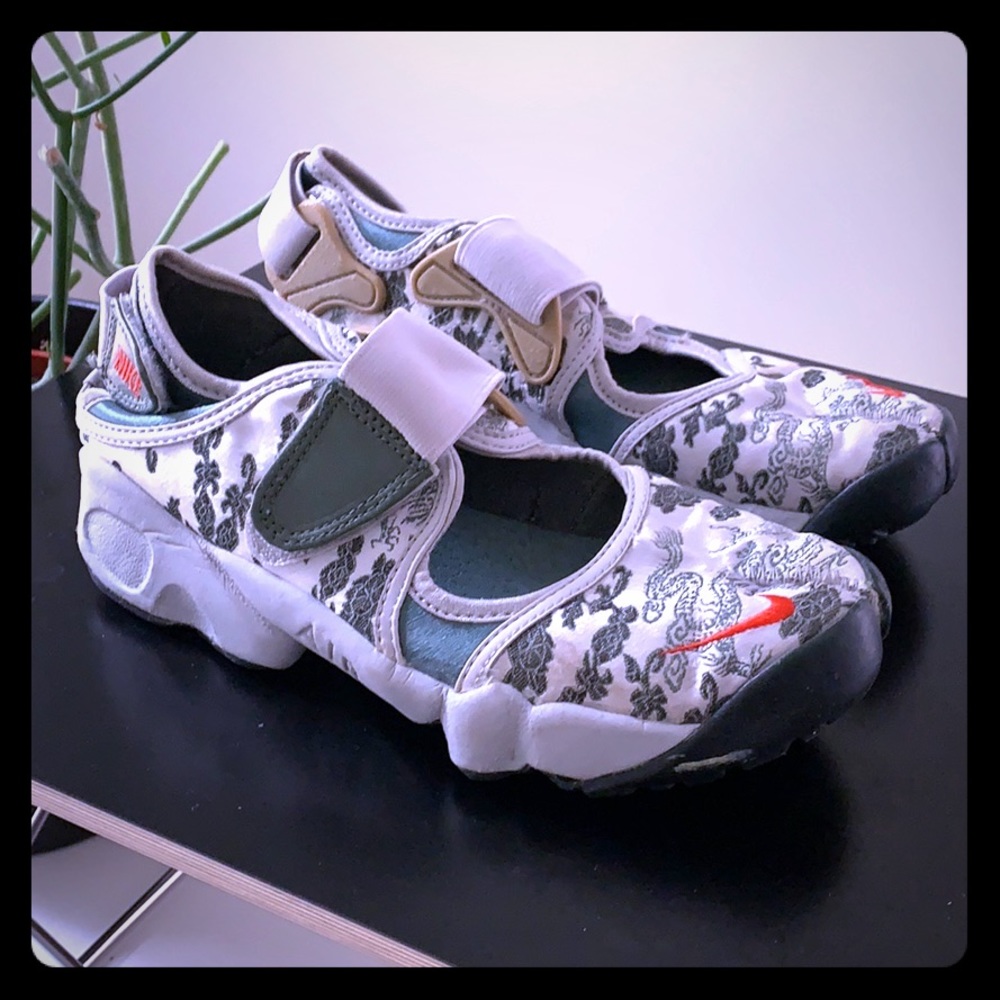 Vintage Nike Air Rift